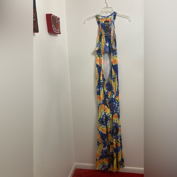 NWT Rebdolls Vibes Tie Dye Mermaid Maxi Dress with Razorback & Back Cutout - Picture 6 of 14